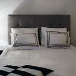 Comfort And Authentic Apartment Near Old Town